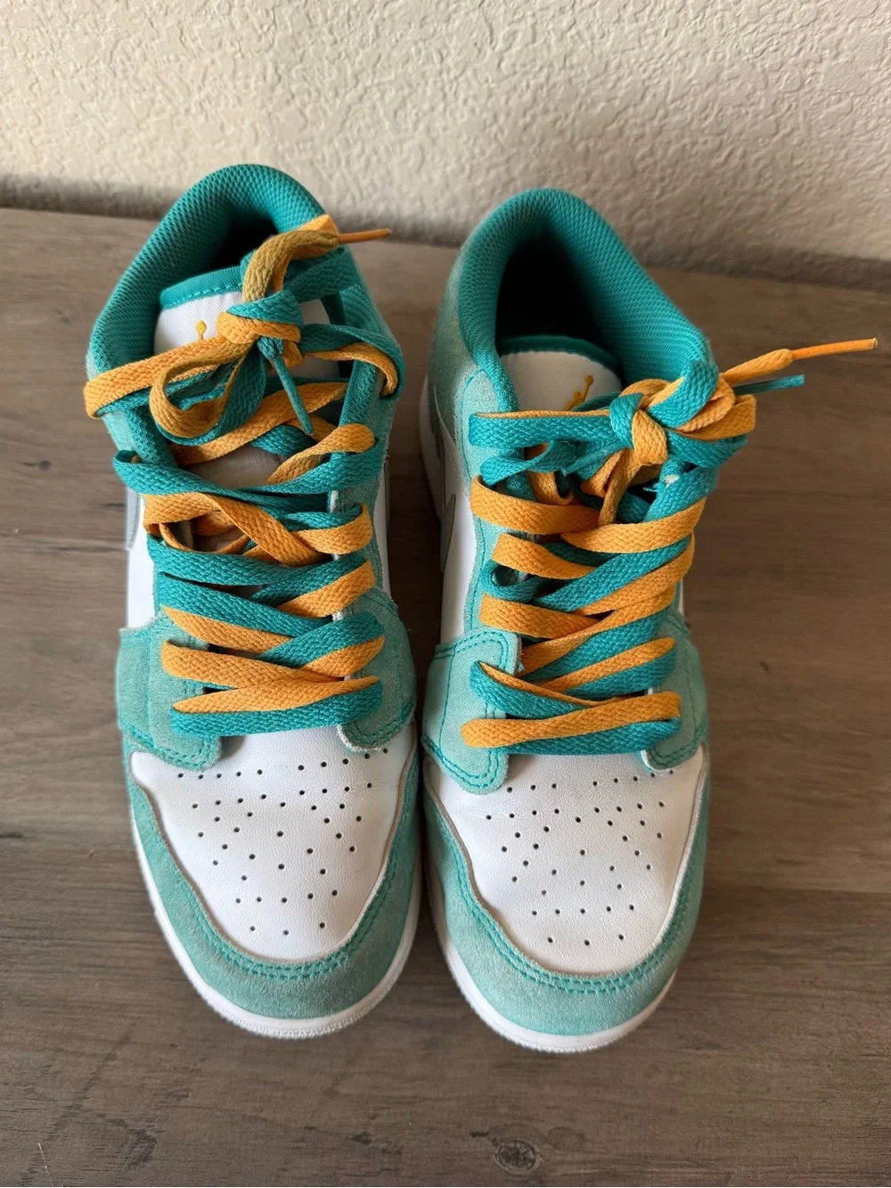 Nike Dunk Low Turquoise White Size 6.5Y